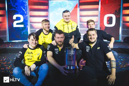 足的深度适 足的深度适