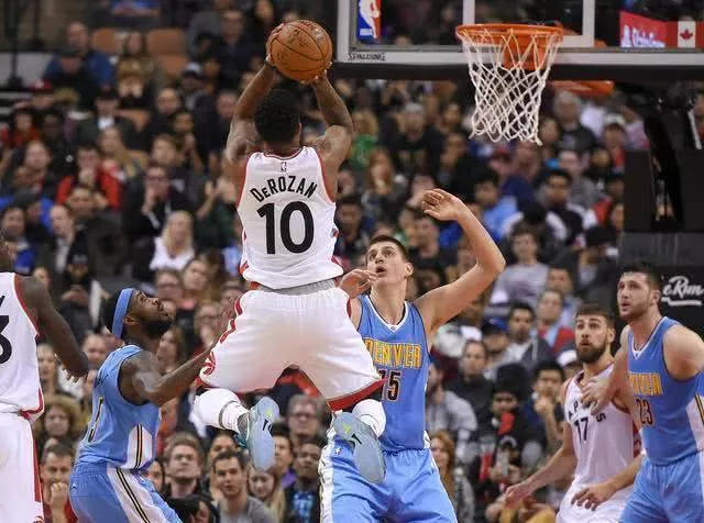 在高压防守 在高压防守