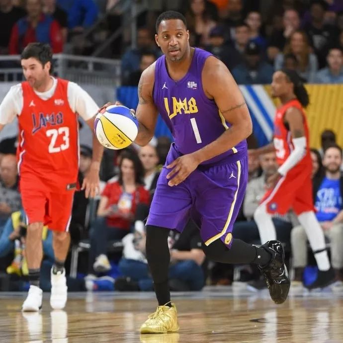 美国队与加 美国队与加