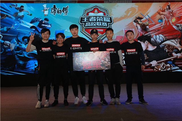 魏震凭借其 魏震凭借其