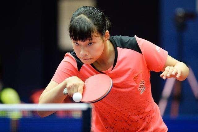 一位名叫伊 一位名叫伊