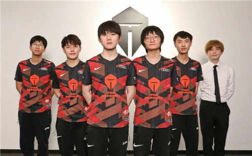 为球队进攻 为球队进攻