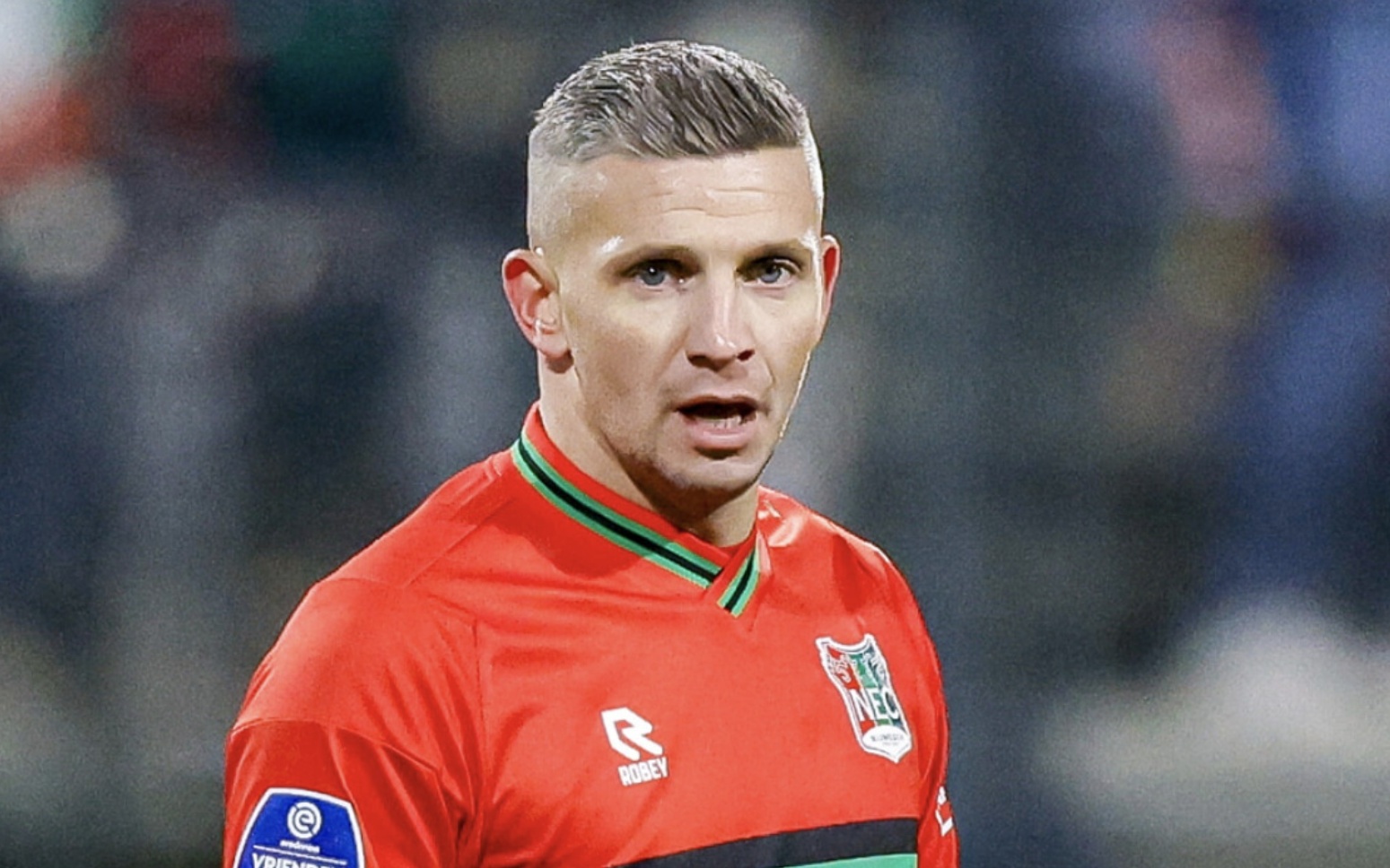 球队腾出薪 球队腾出薪