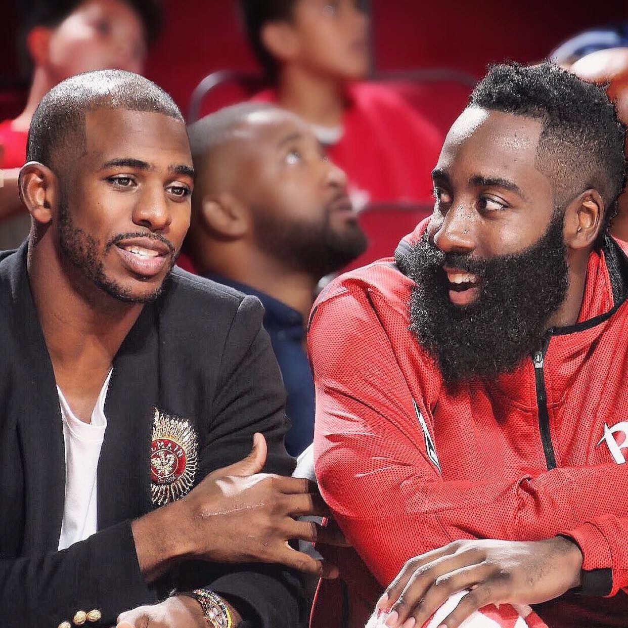 三脚传递内 三脚传递内